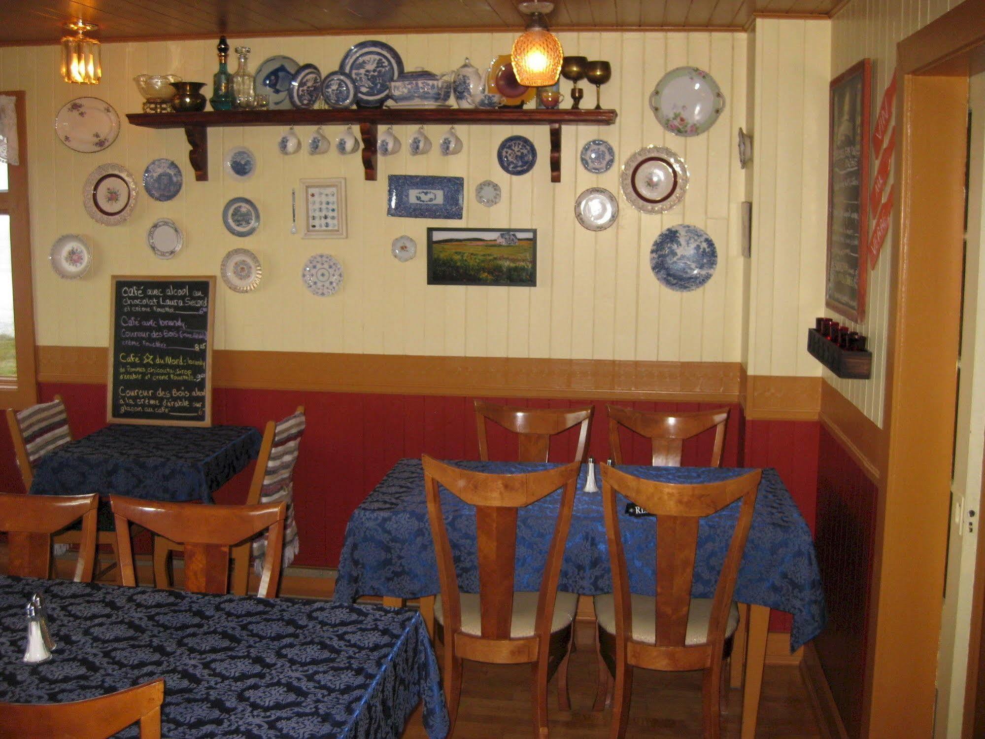 Restaurant-Motel L'Etoile Du Nord Pointe a la Fregate Ngoại thất bức ảnh